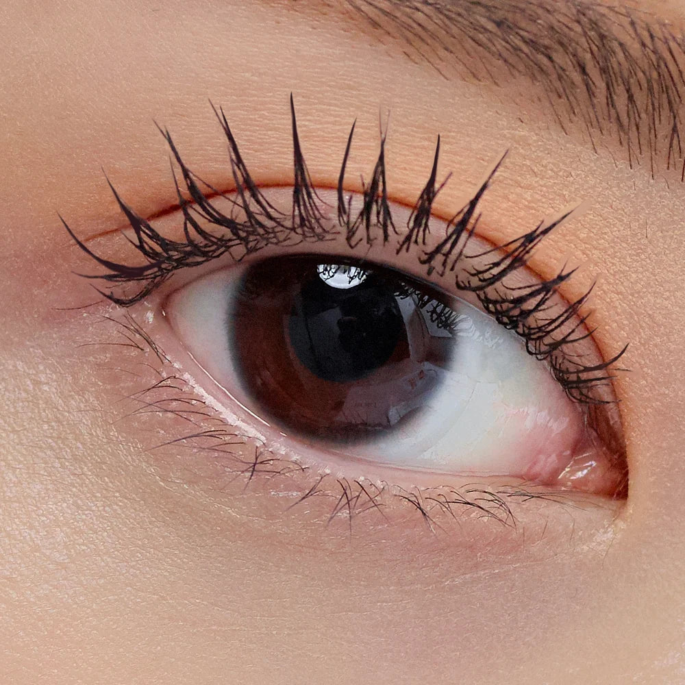 CLIO Kill Lash Superproof Mascara lash close up