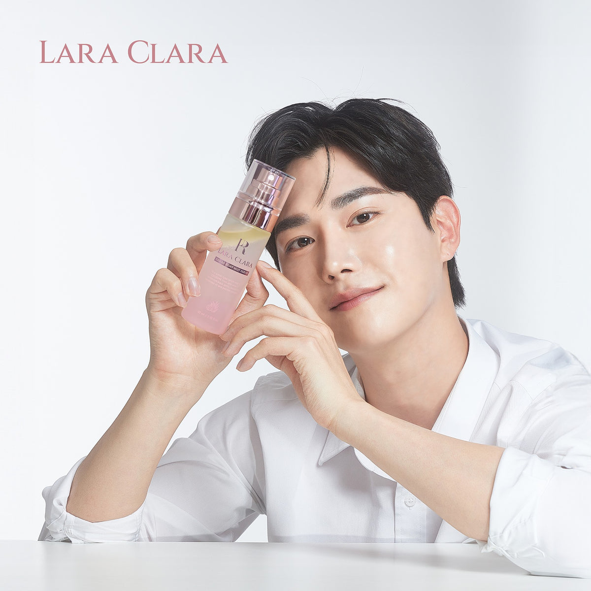 LARA CLARA Exo-AG Hemp Mist Serum, styled shot